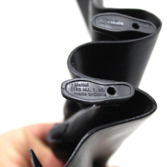 Superman Man of Steel Black Suit Action Figure Collection - Picture 7 of 7